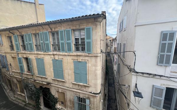 Appartement à vendre    1 pièce • 24 m2 Avignon