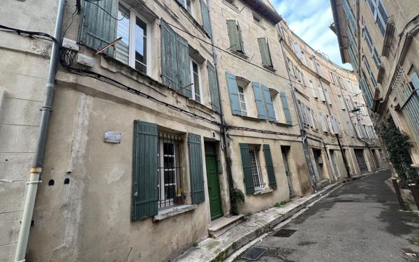 Appartement à vendre    1 pièce • 24 m2 Avignon