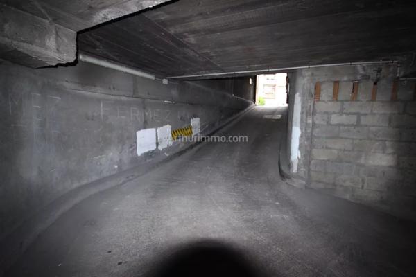 Location Parking 13 m2 à Asnières-sur-Seine