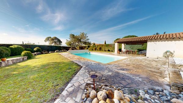 Proche Carcassonne, Maison familiale avec piscine et parc arboré