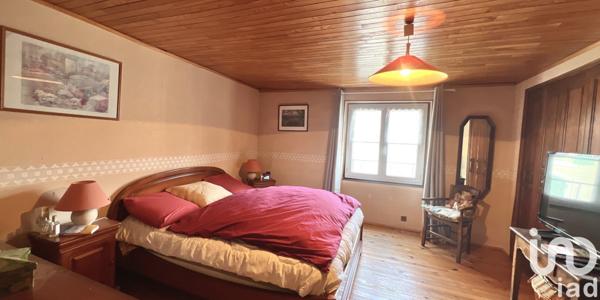 Maison de ville 7 pièces de 211 m² à Pont-Saint-Esprit (30130)