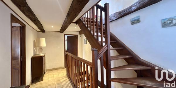 Maison de ville 7 pièces de 211 m² à Pont-Saint-Esprit (30130)