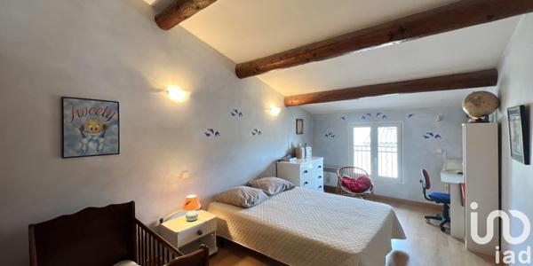 Maison de ville 7 pièces de 211 m² à Pont-Saint-Esprit (30130)