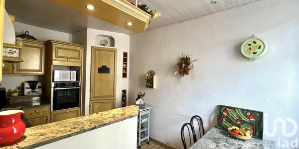 Maison de ville 7 pièces de 211 m² à Pont-Saint-Esprit (30130)