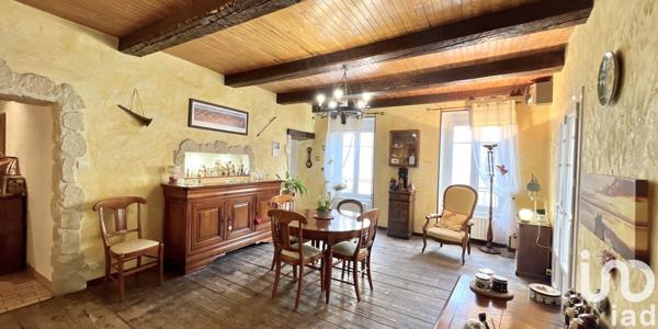 Maison de ville 7 pièces de 211 m² à Pont-Saint-Esprit (30130)