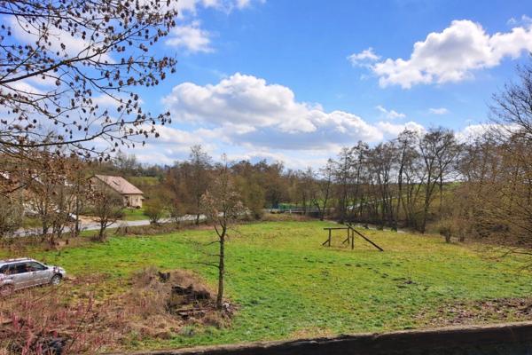 Maison individuelle F6 avec grand jardin pleine nature