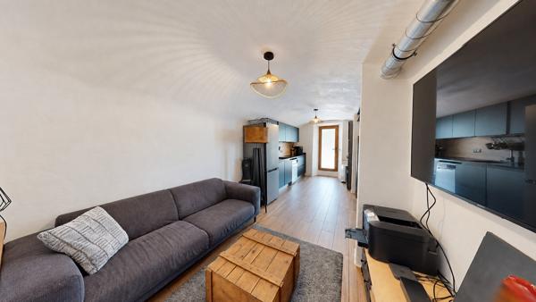 Appartement
         3 pièces
        - 62 m² Exclusivité 255 000 € *