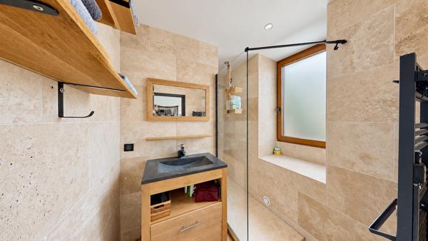 Appartement
         3 pièces
        - 62 m² Exclusivité 255 000 € *