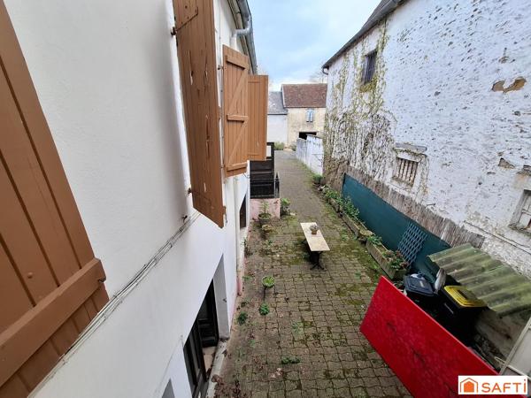 Immeuble à rénover, 230m2, 3 logements et local commercial