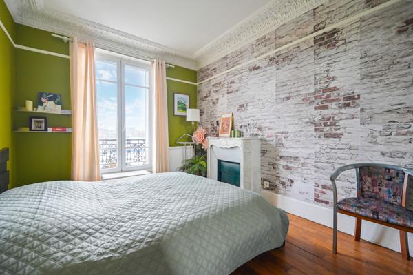 Paris (75016) Auteuil, Paris 16 – Charmant 3 pièces haussmannien avec vue Seine