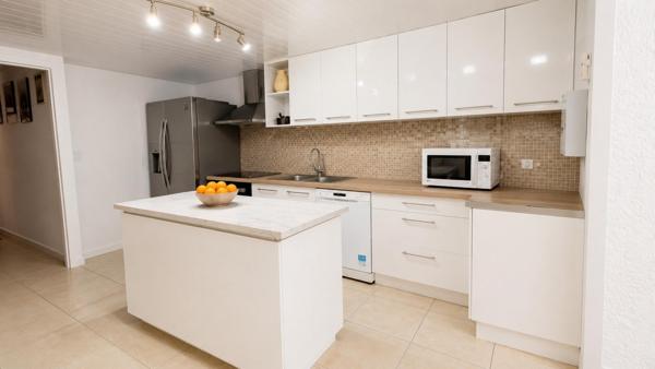 RARE - Maison 3 chambres à 300 m de la plage + Piscine + Panneaux solaires