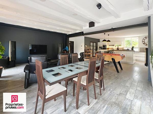 RIANS VILLA T7  200 M² AVEC PISCINE SUR  2200 M² CLOS