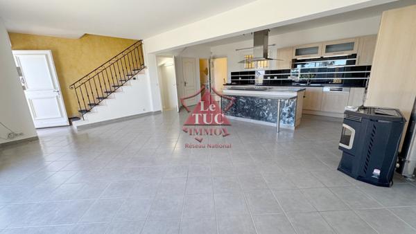 Villa jumelée avec garage à Grasse Grasse (06130)