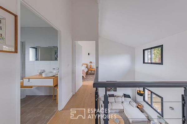 Architecture contemporaine singulière dans un cadre privilégié