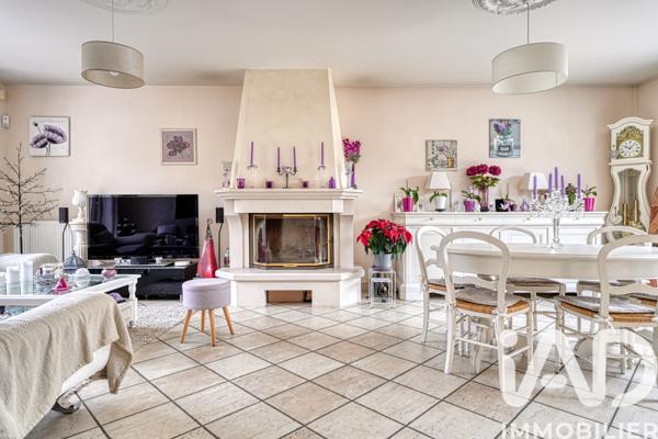 Maison à vendre 7 pièces 165 m² Andrésy