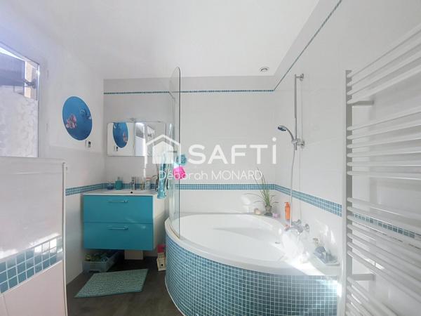 MAISON FAMILIALE SUR SAINT MEDARD EN JALLES
