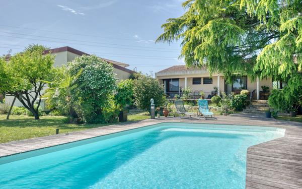 Maison à vendre    4 pièces • 150 m2 Pessac