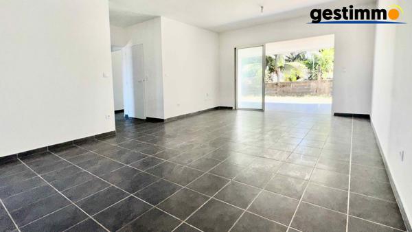 CAYENNE – SOURCE DE BADUEL – T4 EN REZ-DE-JARDIN AVEC TERRASSE ET JARDI