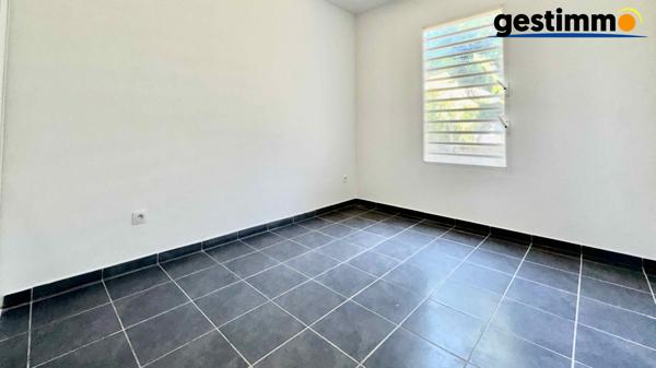 CAYENNE – SOURCE DE BADUEL – T4 EN REZ-DE-JARDIN AVEC TERRASSE ET JARDI