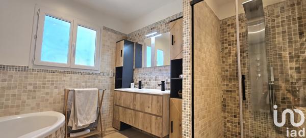 Maison à vendre 5 pièces 114 m² Roquebrune-sur-Argens