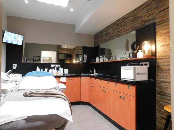 Institut de beauté avec activité pérenne