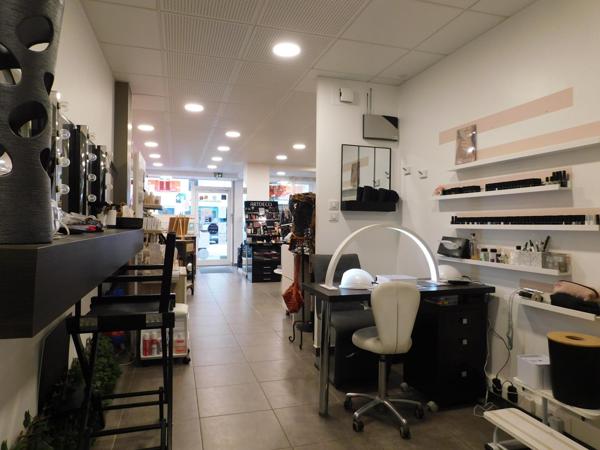 Institut de beauté avec activité pérenne