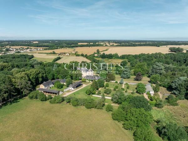 Magnifique château près de Poitiers