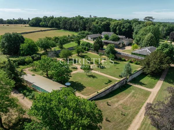 Magnifique château près de Poitiers
