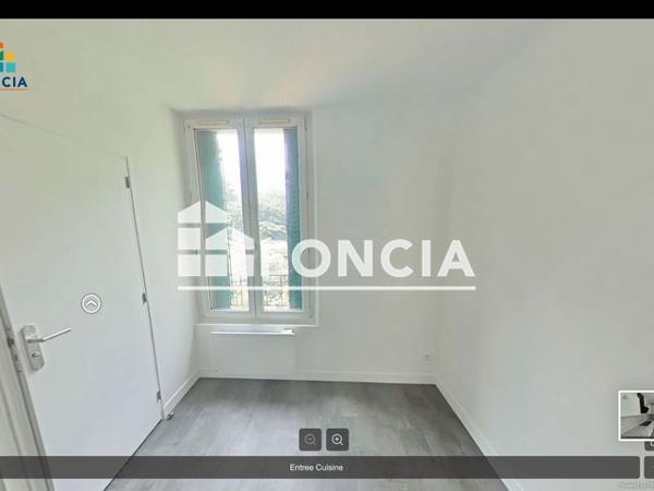 Location Appartement 2 pièces 31.5 m² - 111 RUE CHARLES TILLON Aubervilliers 93300