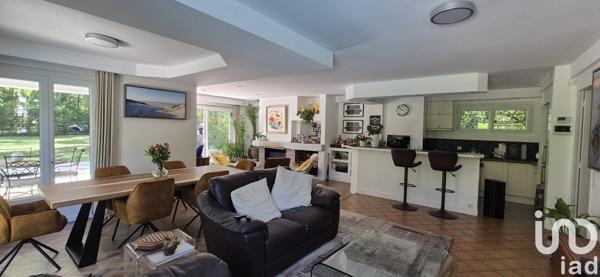 Maison à vendre 6 pièces 132 m² Saint-Fargeau-Ponthierry