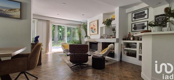 Maison à vendre 6 pièces 132 m² Saint-Fargeau-Ponthierry