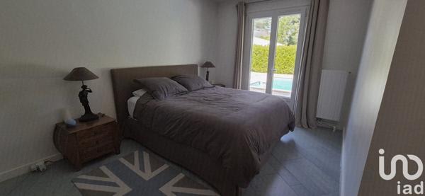 Maison à vendre 6 pièces 132 m² Saint-Fargeau-Ponthierry