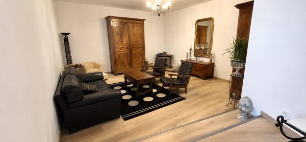 LOFT D’EXCEPTION AVEC GARAGE AU CŒUR DE POLLESTRES