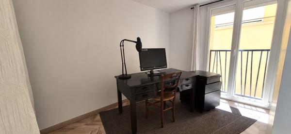 LOFT D’EXCEPTION AVEC GARAGE AU CŒUR DE POLLESTRES