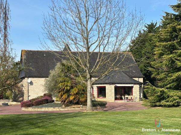 Propriété à Soulgé sur Ouette