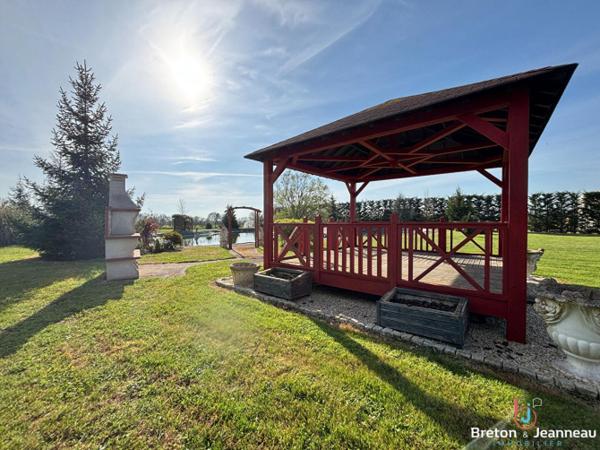 Propriété à Soulgé sur Ouette