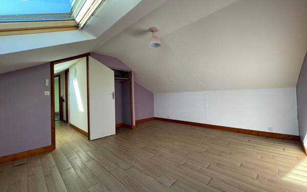 Maison à vendre    8 pièces • 118,72 m2 Yerres