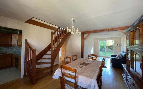 Maison à vendre    8 pièces • 118,72 m2 Yerres