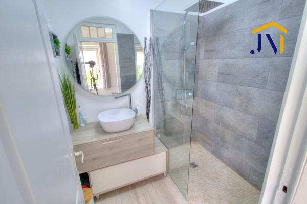 Appartement 3 pièce(s) 2 chambre(s) 64 m²