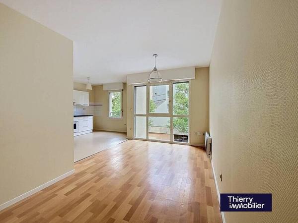 Appartement 1 pièce - 35000 Rennes -  Lices