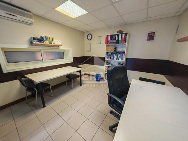 Bureaux / Local commercial à vendre à Marseille - 13004