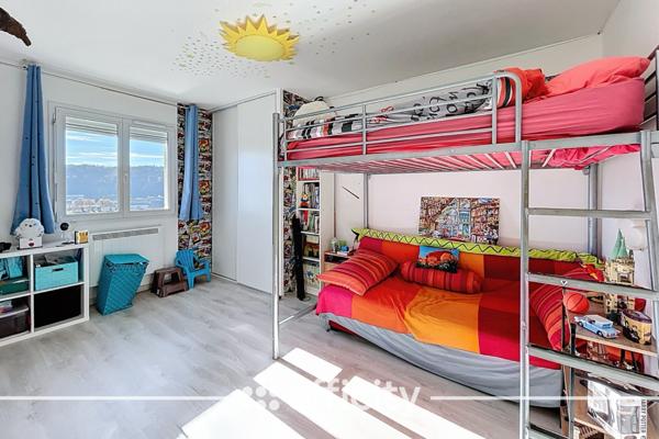 Maison 5 pièces - 134 m² Exclusivité efficity