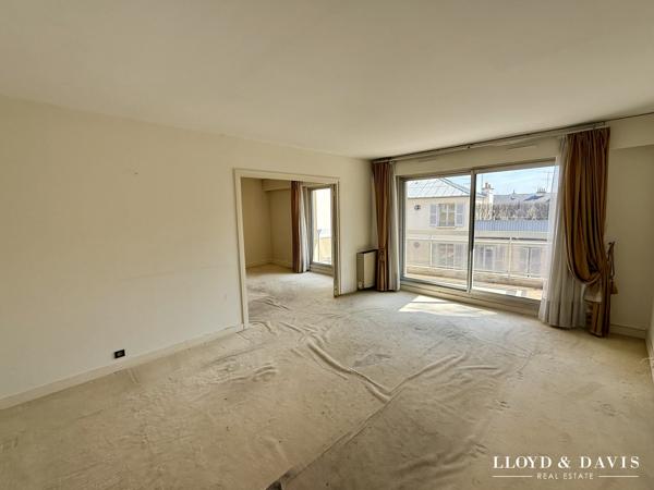 Versailles Notre-Dame – Appartement familial traversant avec balcon plein sud