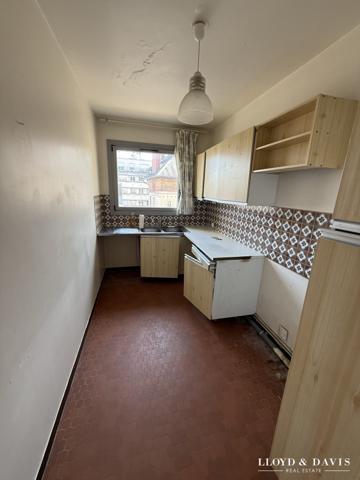 Versailles Notre-Dame – Appartement familial traversant avec balcon plein sud