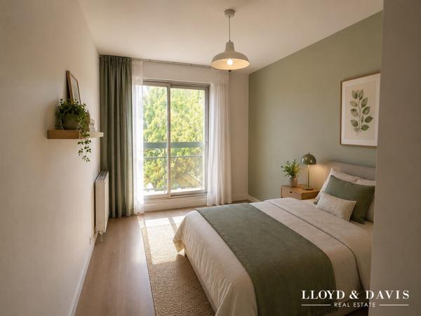 Versailles Notre-Dame – Appartement familial traversant avec balcon plein sud
