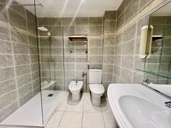 Appartement à NICE (06200)