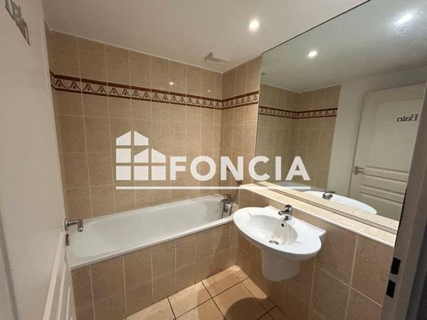 Location Appartement 2 pièces 45.64 m² - Nimes 30000