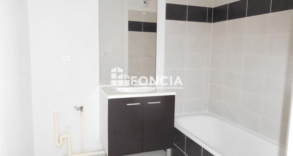 Location Appartement 2 pièces 42.5 m² - Roques 31120