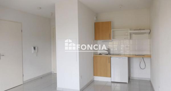 Location Appartement 2 pièces 42.5 m² - Roques 31120