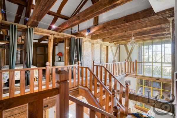 Secteur Tombeboeuf exceptionnelle maison restaurée du 16 ème (à empilage)